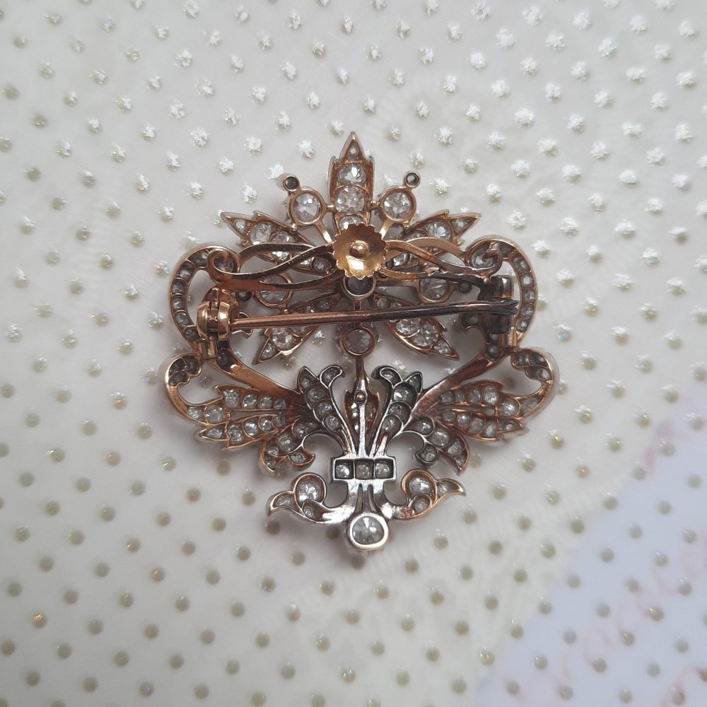 Antique Victorian 4ct Old Cut Diamond Flower Brooch