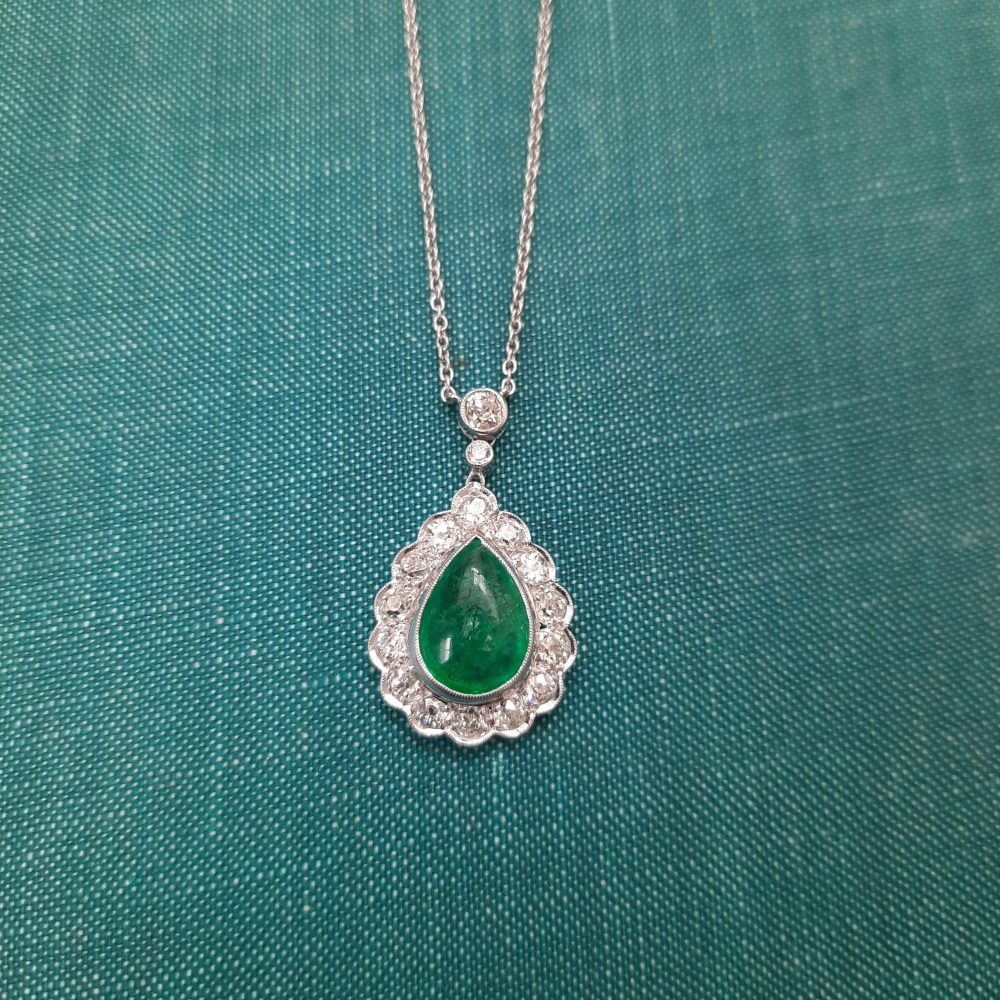 Antique Edwardian 2.50ct Emerald and Diamond Pendant Necklace