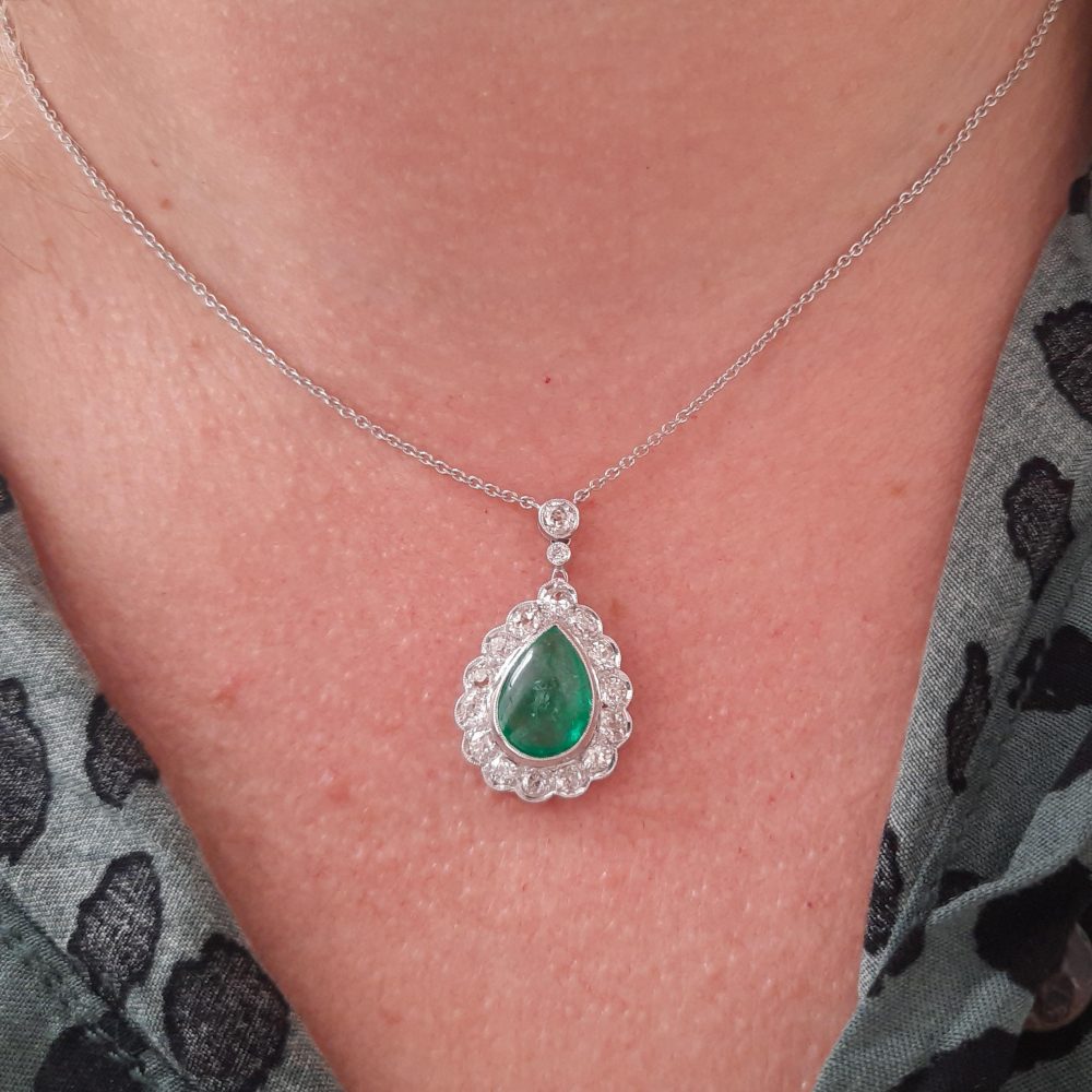 Antique Edwardian 2.50ct Emerald and Diamond Pendant Necklace