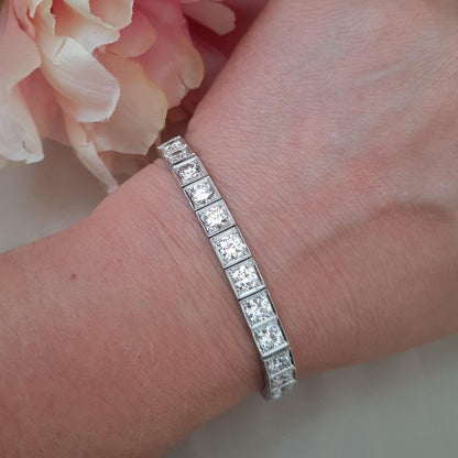 Vintage Diamond Line Bracelet in Platinum, 12.00 carat total