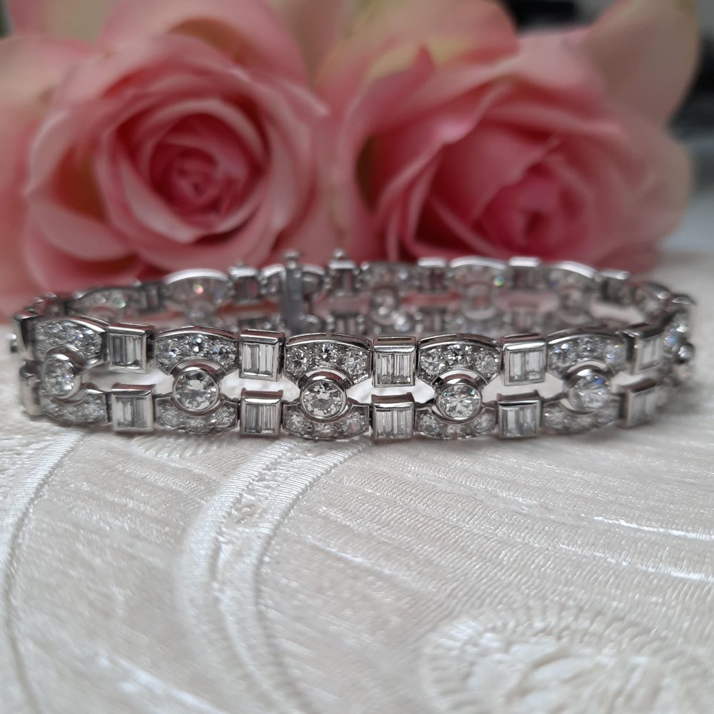 Antique Art Deco Diamond Bracelet in Platinum, 12.00 carat total