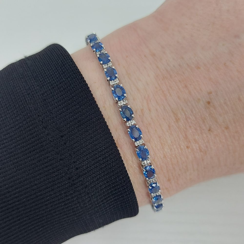 Sapphire and Diamond Line Bracelet, 10.01 carats