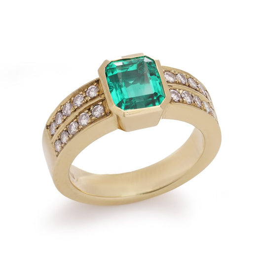 Colombian Emerald And Diamond Ring In 18 Carat Yellow Gold