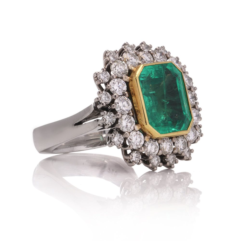Vintage 8.50ct Colombian Emerald and Diamond Cluster Ring