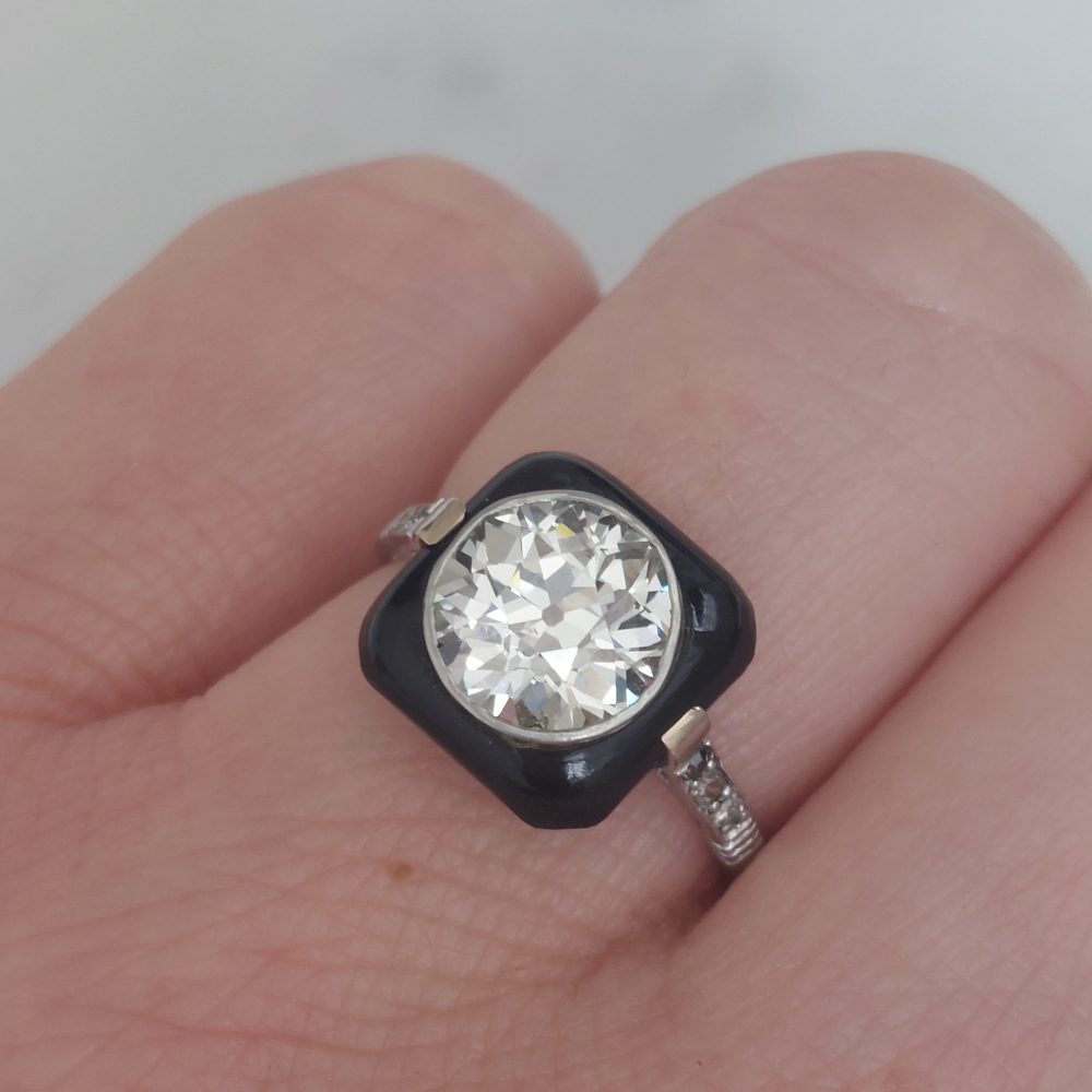 Art Deco Old Cut diamond and onyx cushion ring