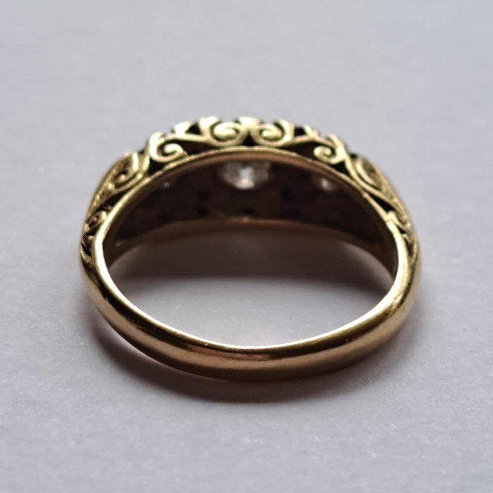 Vintage Antique Style 0.80cts Three Stone Diamond Signet Ring in 18ct Yellow Gold