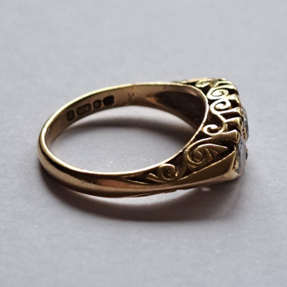 Vintage Victorian Style 0.80cts Three Stone Diamond Signet Ring in 18ct Yellow Gold