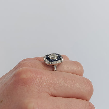 Sapphire and Diamond Cluster Target Ring in 18ct White Gold, 0.84 carats