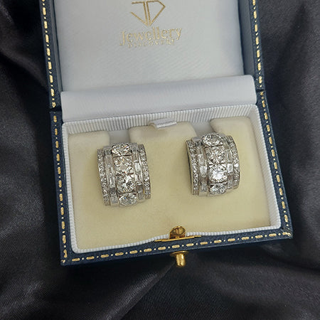 Vintage 1940s Diamond Gold Platinum Clip Earrings