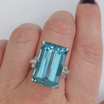 Large 27.31ct Aquamarine Cocktail Ring with Baguette Diamond Shoulders in Platinum