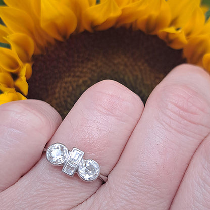 Art Deco 1.20ct Diamond Engagement Ring in Platinum