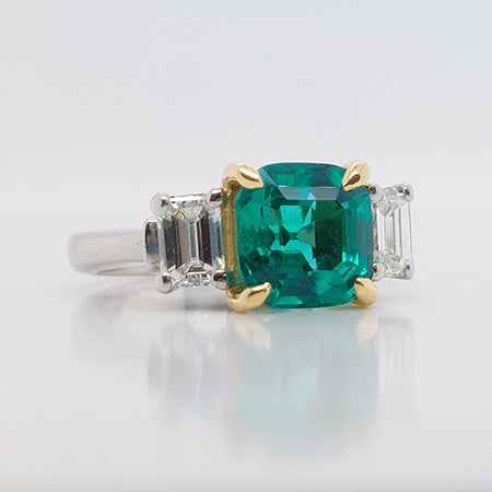 No Oil Colombian Emerald And Diamond Ring