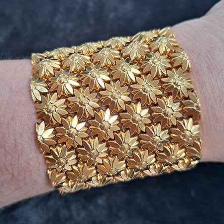 Floral Articulated Link 18ct Yellow Gold Bracelet