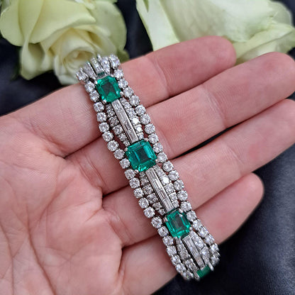 Fine Emerald and Diamond Bracelet, E10ct D15ct