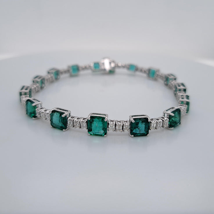 11.42ct Octagonal Cut Emerald and Baguette Diamond Line Bracelet in 18ct White Gold