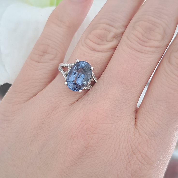 6.28ct Sri Lanka Sapphire and Diamond Solitaire Engagement Ring