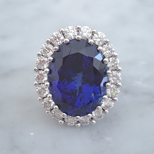 Fine 19.89ct Tanzanite and Diamond Cluster Cocktail Ring, 19.89 carat, 2.94 carats diamonds