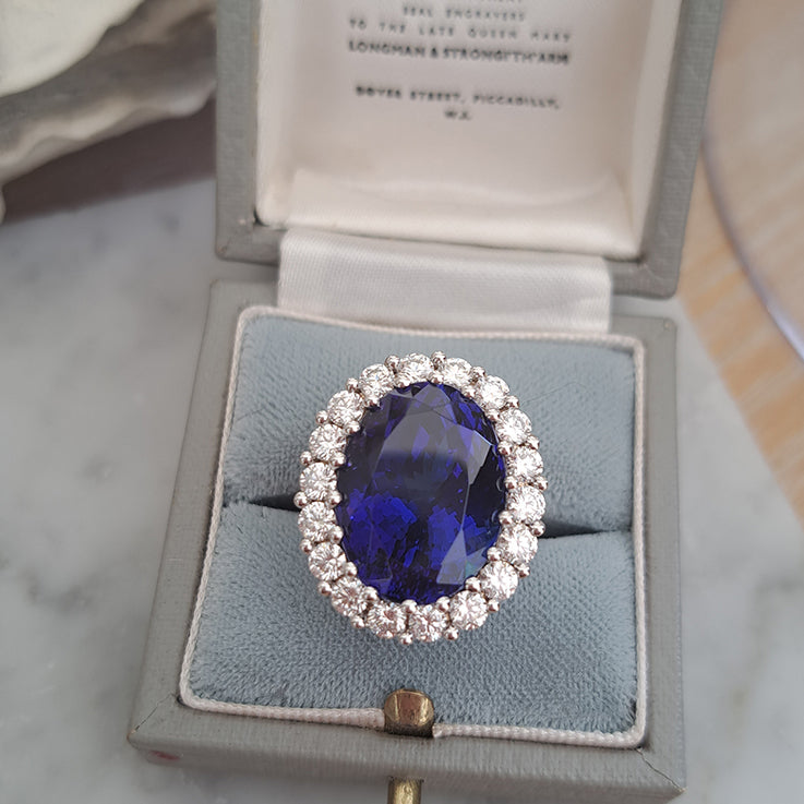 Fine 19.89ct Tanzanite and Diamond Cluster Cocktail Ring, 19.89 carat, 2.94 carats diamonds