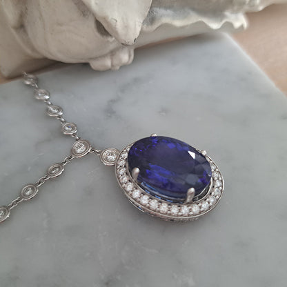 Fine 18.41ct Oval Tanzanite and Diamond Cluster Pendant Necklace on Diamond Set Chain
