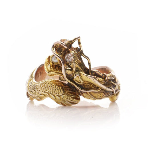 Chinese gold men's dragon ring set with diamond and pearl.
