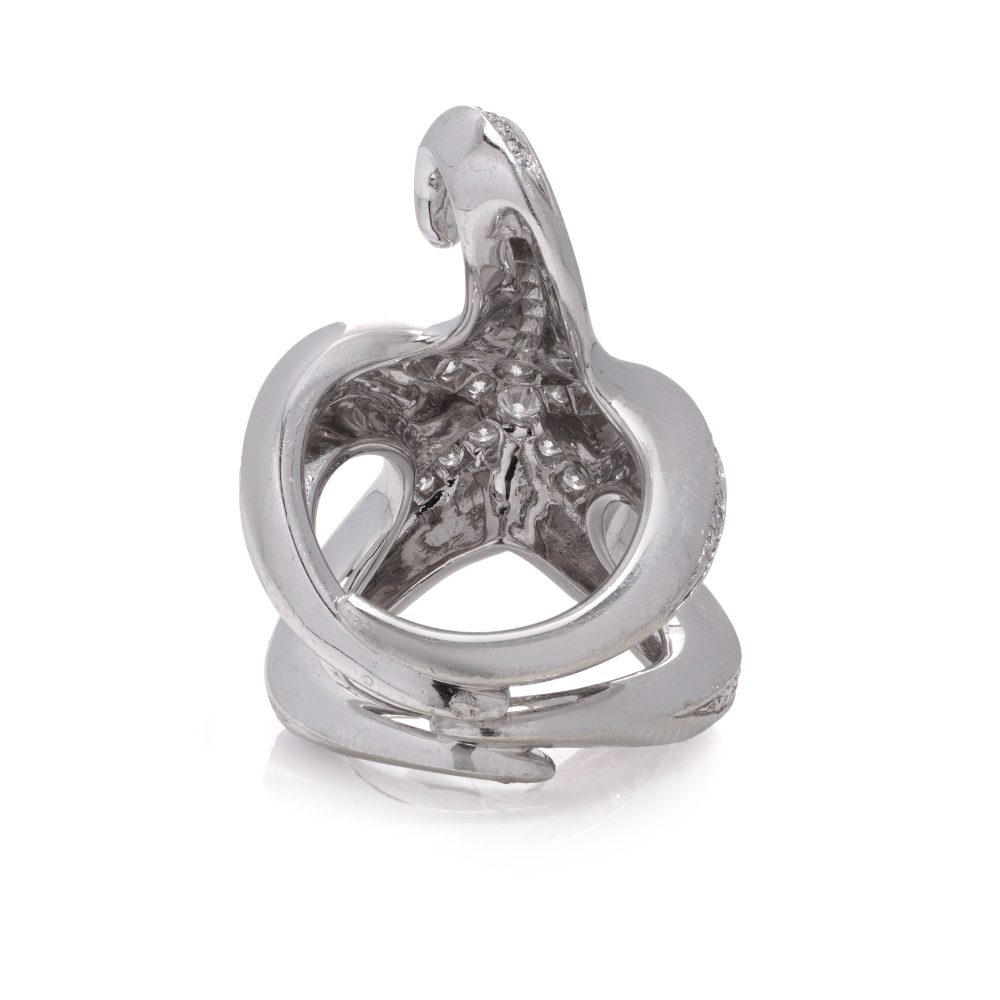 Boucheron gold starfish ring set diamonds.