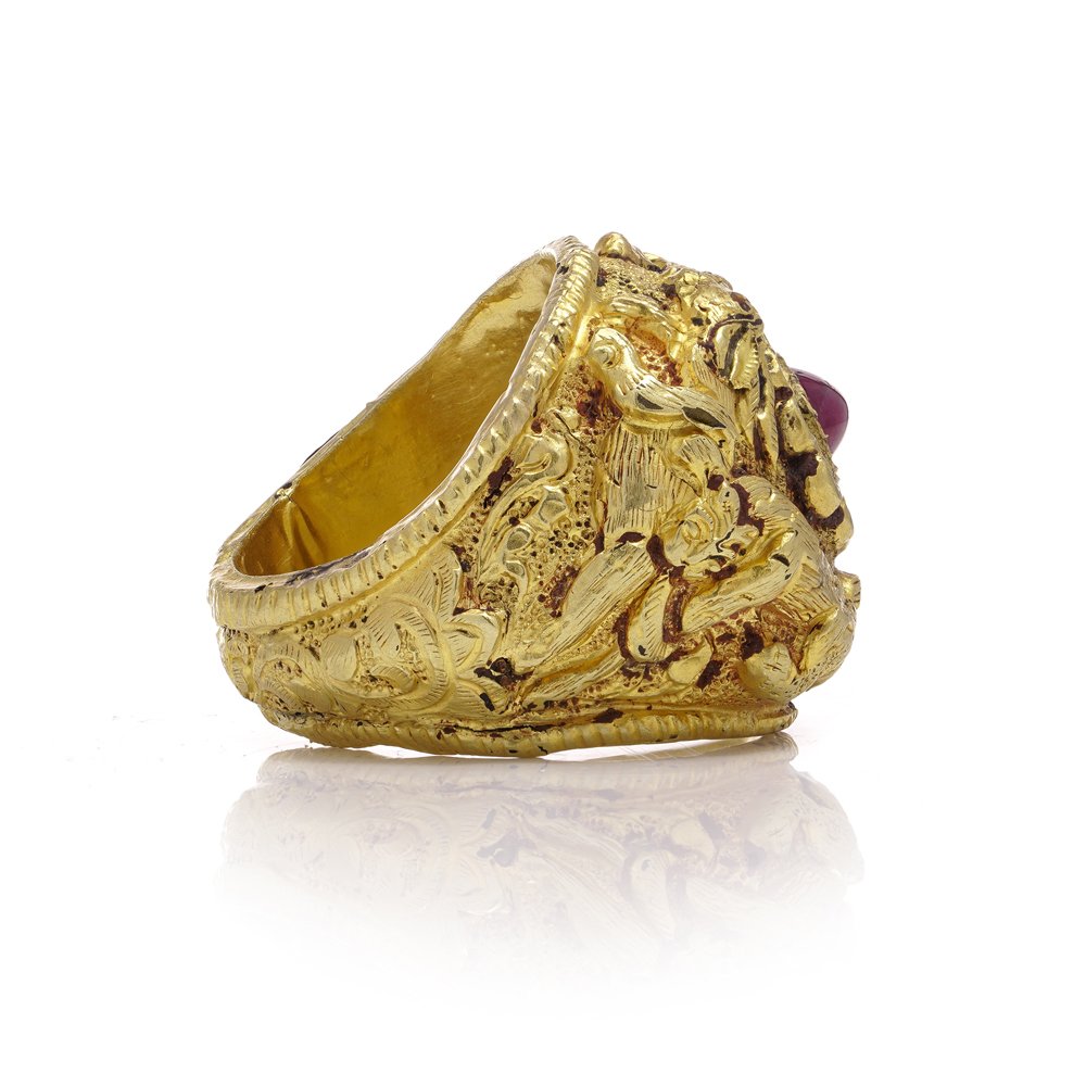 Ancient Thailand gold and ruby ring.