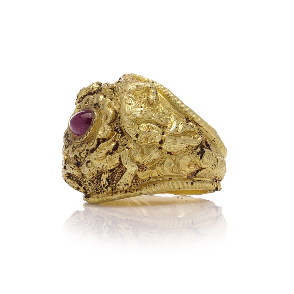 Ancient Thailand gold and ruby ring.