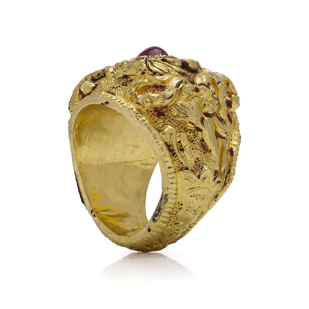 Ancient Thailand gold and ruby ring.