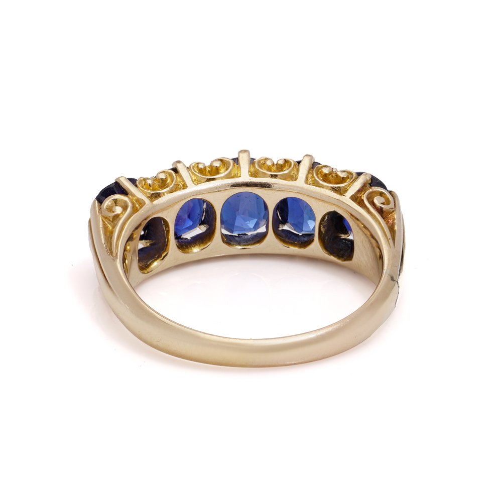 Victorian Five-Stone 2.04 Carats Sapphire Ring In 15 Carat Gold