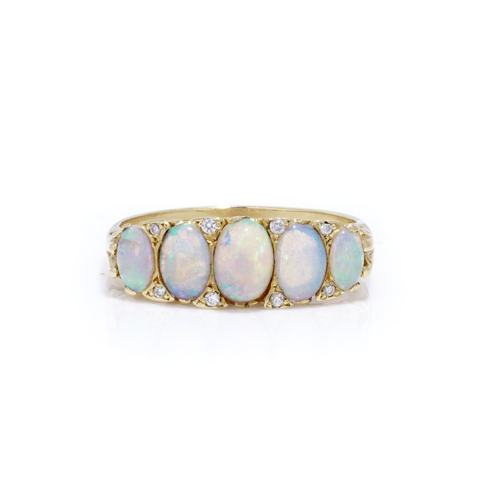 Vintage Five Stone Opal Ring set in 18ct gold