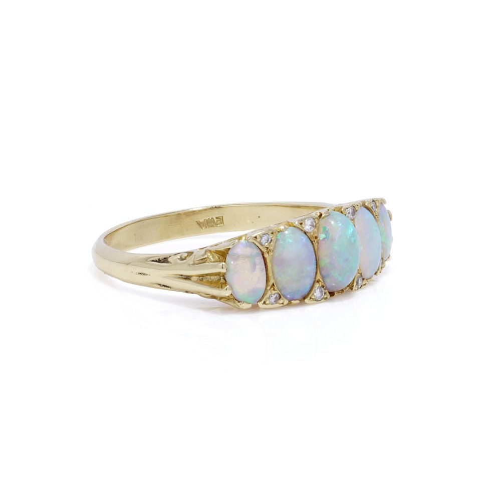 Vintage Five Stone Opal Ring set in 18ct gold