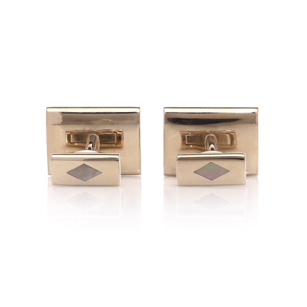 Van Cleef & Arpels 18 Carat Yellow Gold Mother Of Pearl Cufflinks