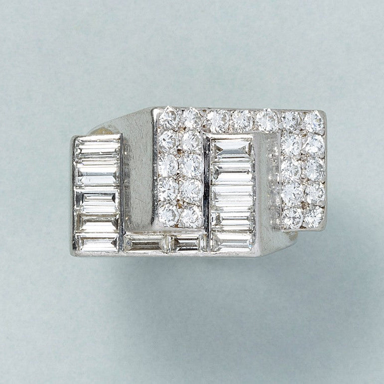 Art Deco French Baguette and Brilliant Diamond Tank Ring in Platinum