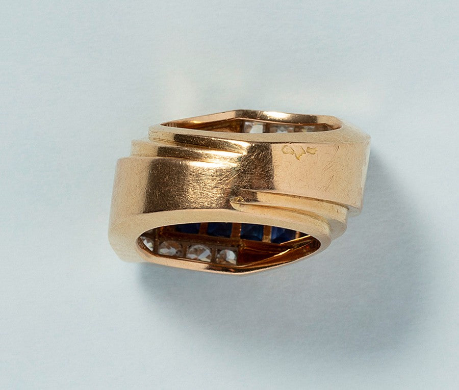 Art Deco 18ct Gold Ring with Sapphires and Diamonds