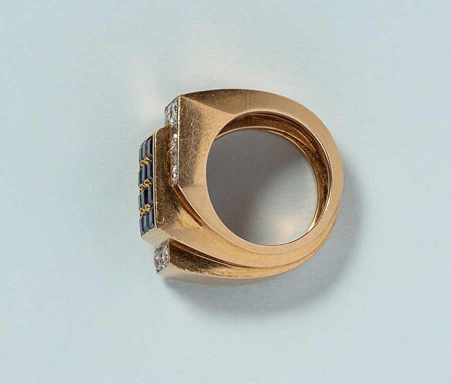 Art Deco 18ct Gold Ring with Sapphires and Diamonds