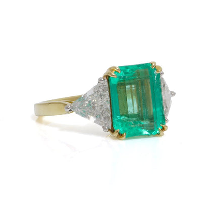 3 Carat Emerald And Diamond Ring In 18 Carat Yellow Gold And Platinum
