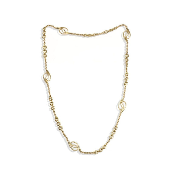 Hermés yellow gold necklace.
