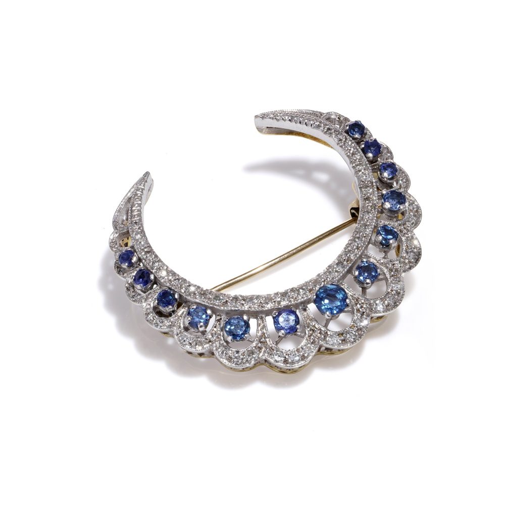 Edwardian sapphire and diamond crescent brooch in gold 