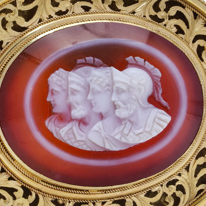 Victorian 21 Carat Yellow Gold Agate Cameo Brooch