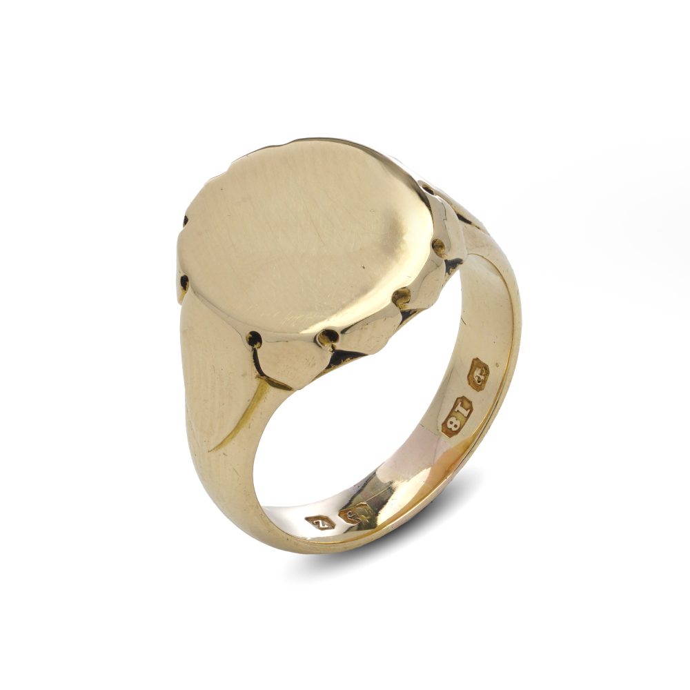 Early 20th Century 18 Carat Yellow Gold Plain Signet Ring
