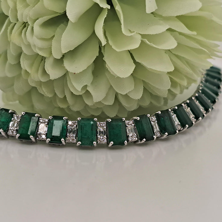 14.15ct Emerald Cut Emerald and Diamond Line Tennis Bracelet