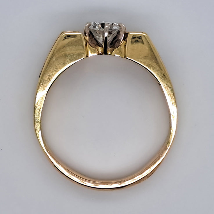 Vintage 0.65ct Diamond Solitaire Engagement Ring with Princess Diamond Shoulders