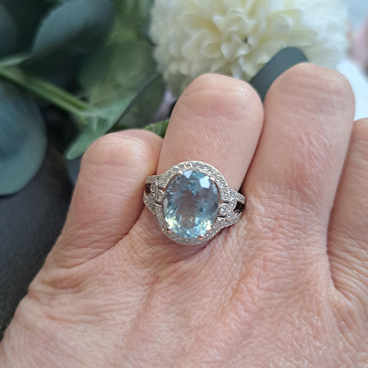 4.63ct Oval Aquamarine and Diamond Cluster Dress Ring with split shoulders