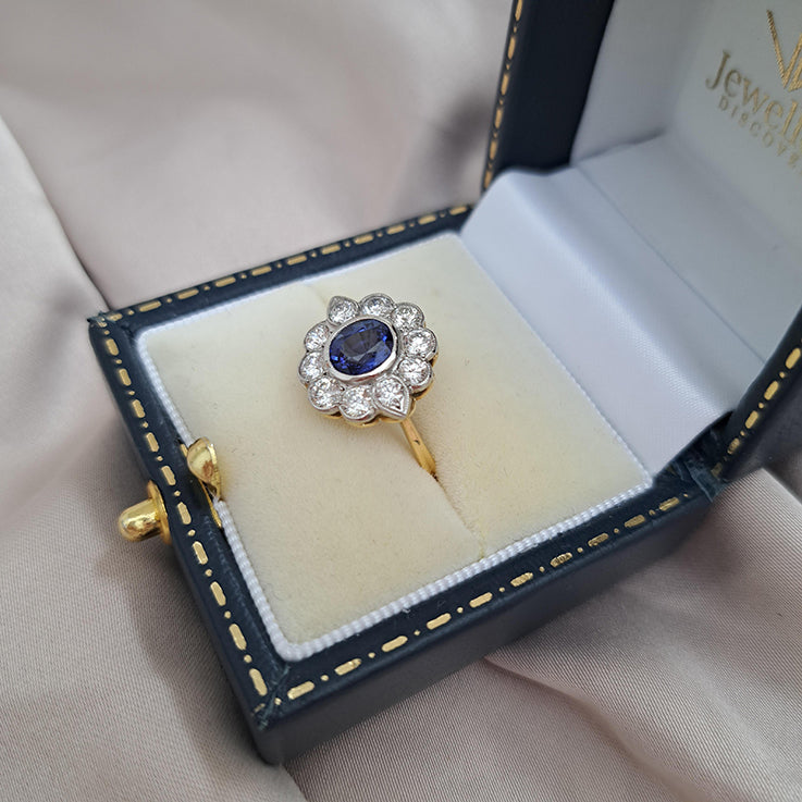 0.90ct Sapphire and Diamond Floral Cluster Ring