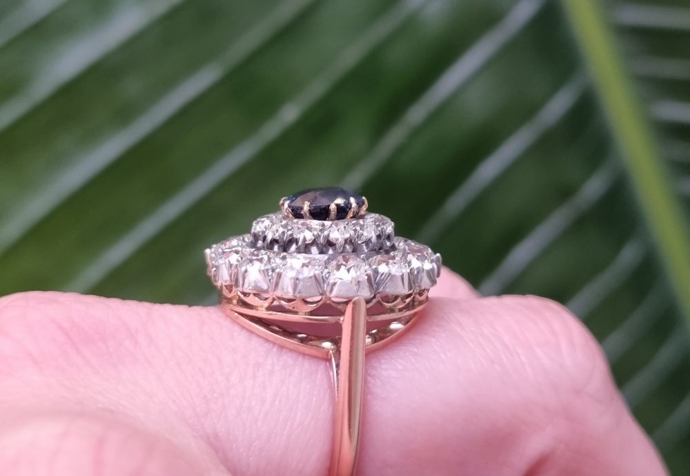 Side view antique sapphire ring