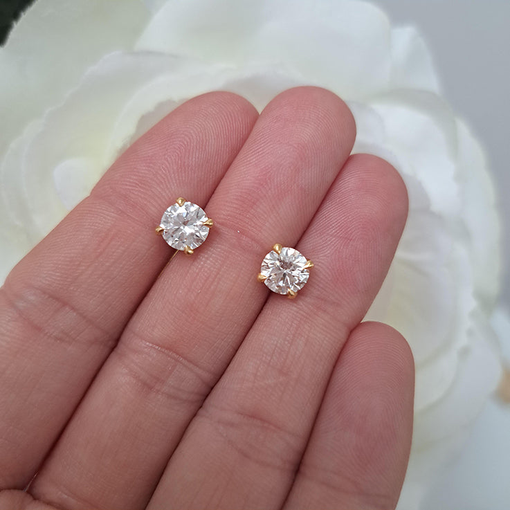 Boodles 2ct Diamond Solitaire Stud Earrings in 18ct Yellow Gold with GIA Certificates