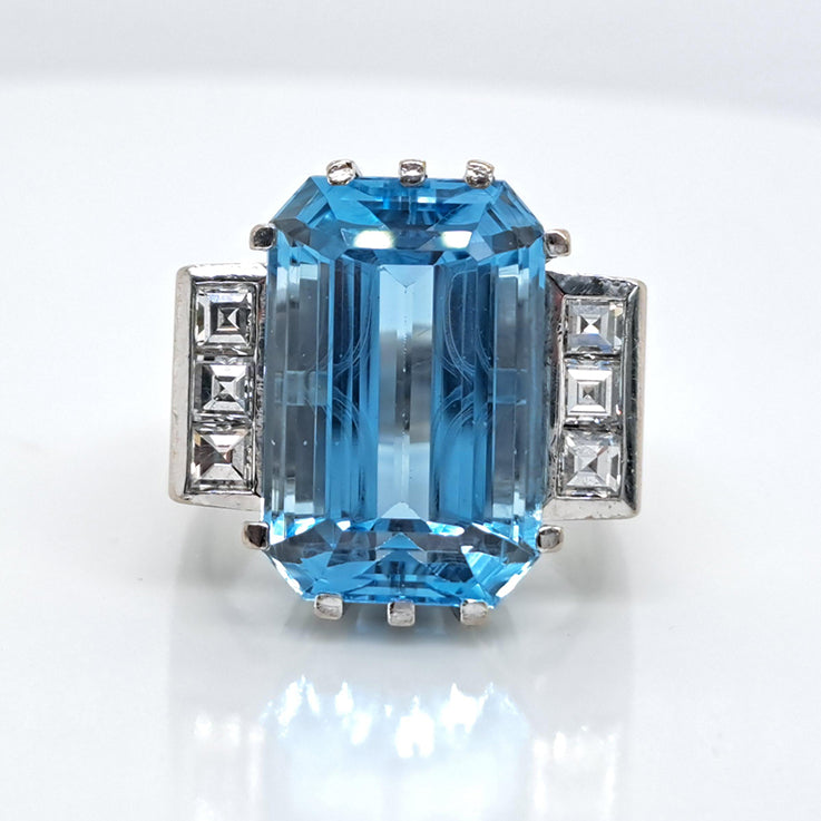 Vintage 1940s Retro 11ct Trap Cut Aquamarine and Princess Cut Diamond Cocktail Ring in 18ct White Gold