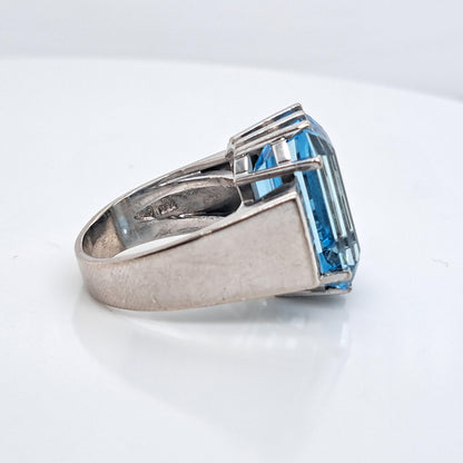 Vintage 1940s Retro 11ct Trap Cut Aquamarine and Princess Cut Diamond Cocktail Ring in 18ct White Gold