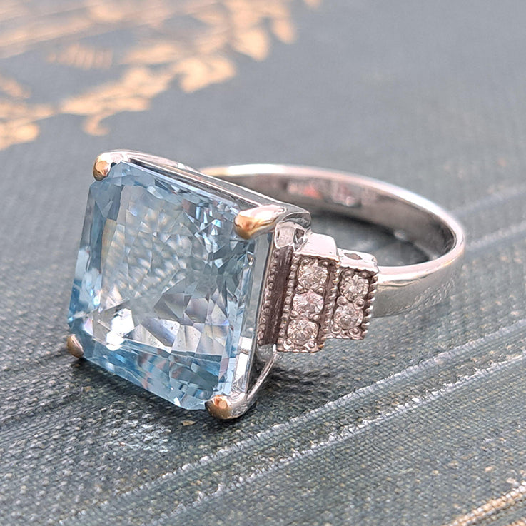 Vintage 8ct Aquamarine and Diamond Dress Ring in 18ct White Gold