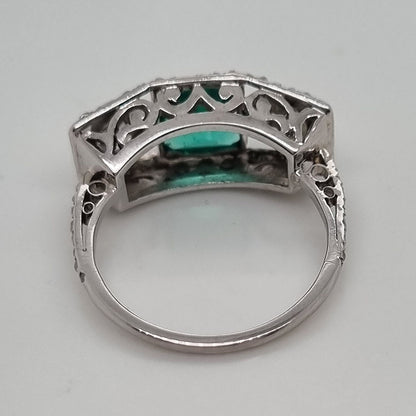 Edwardian Antique 1.40ct Emerald and 1.30ct Old Cut Diamond Three Stone Engagement Ring in Platinum